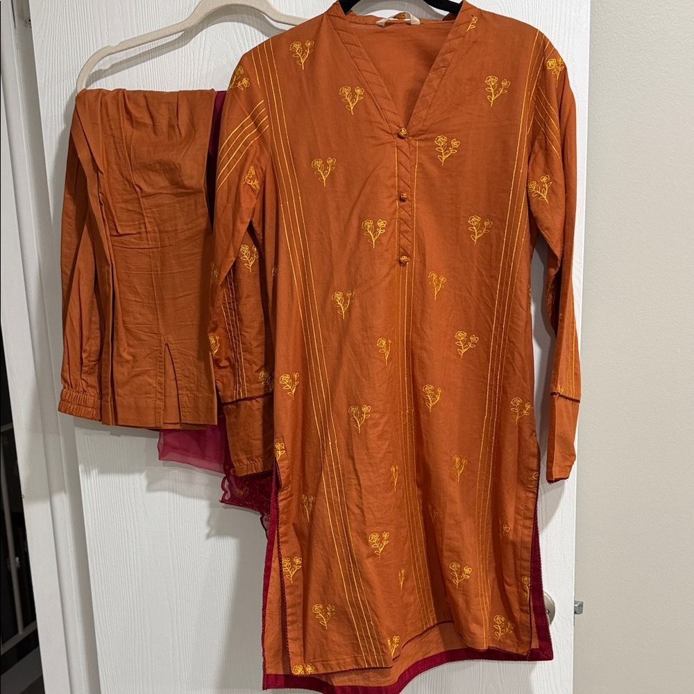 3 pcs Orange and Red Embroidered Kurta Set with organza duptta